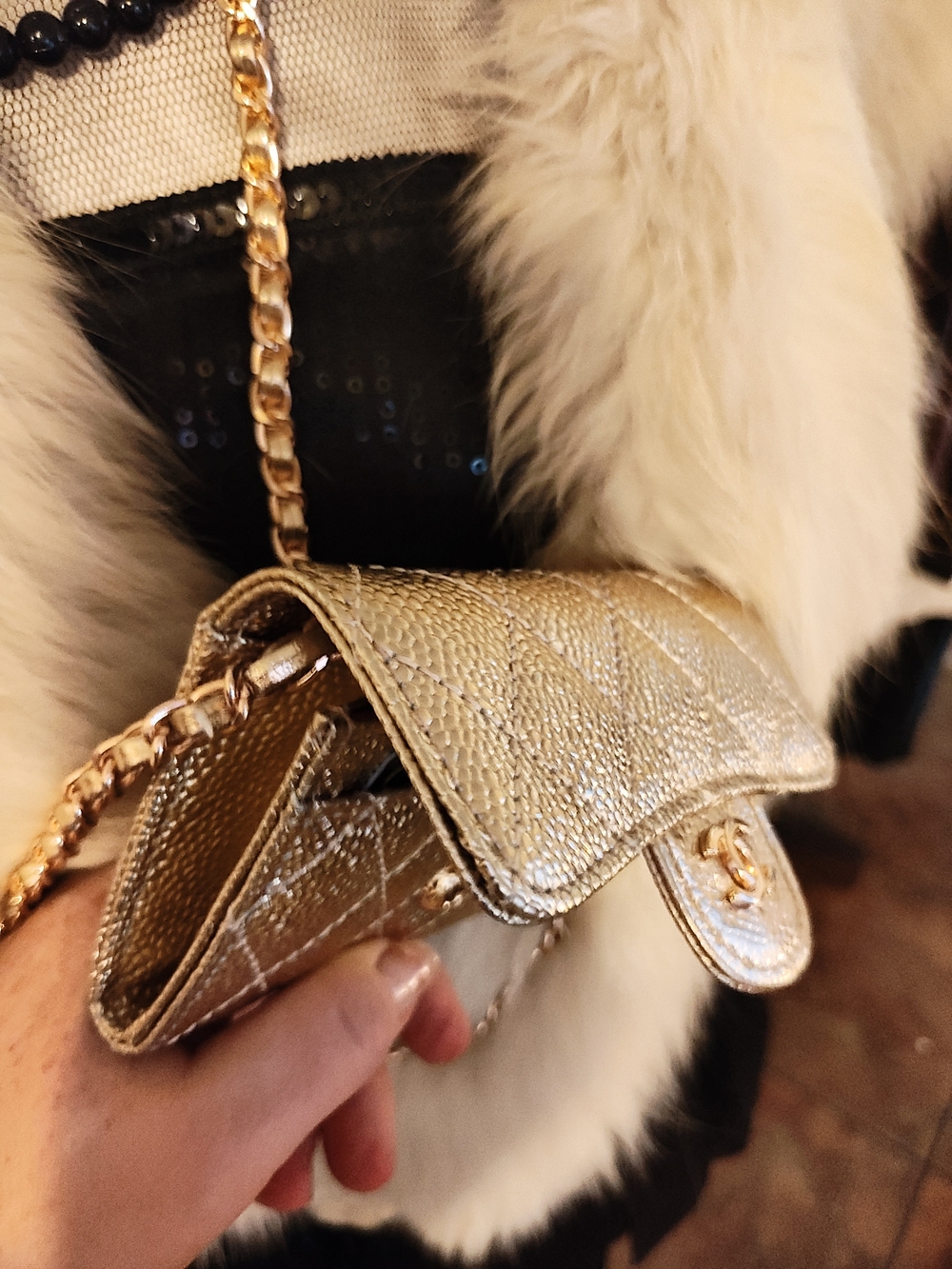 Gold Quilted Mini Crossbody Wallet With Luxury Logo Detail - Picture 6 of 9
